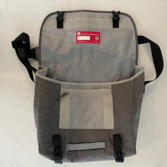 OIWAS Pack the World Waterproof Laptop Messenger Bag Grey + Black Sz OS NWOT - Picture 6 of 13
